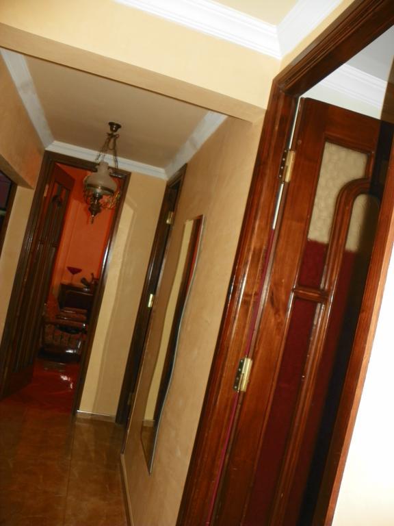 Apartment Rusudan Batoemi Kamer foto